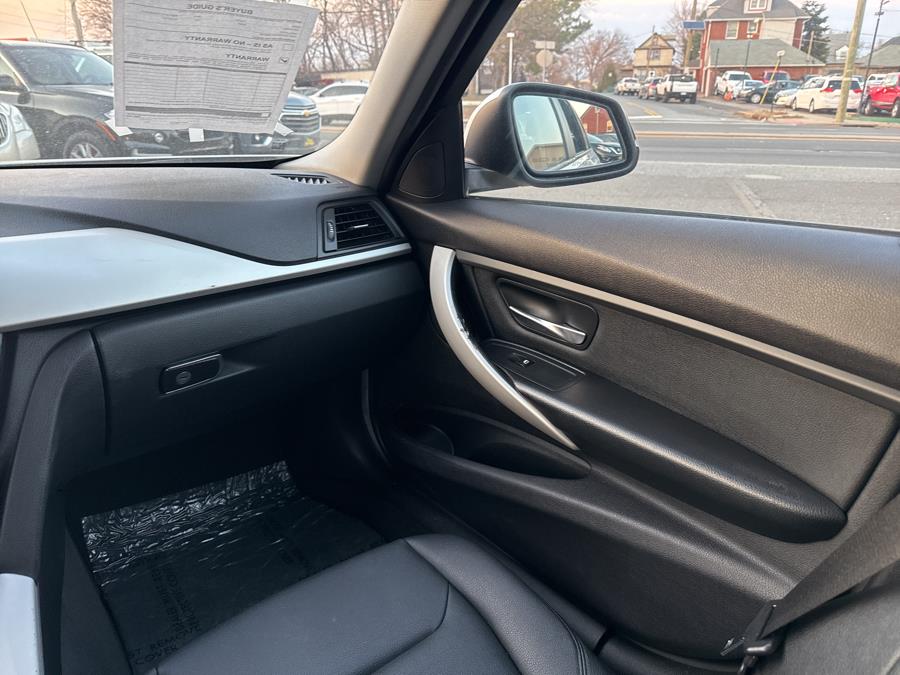 2014 BMW 3 Series 4dr Sdn 320i xDrive AWD, available for sale in Little Ferry, New Jersey | Victoria Preowned Autos Inc. Little Ferry, New Jersey 2014 BMW 3 Series 4dr Sdn 320i xDrive AWD, available for sale in Little Ferry, New Jersey | Victoria Preowned Autos Inc. Little Ferry, New Jersey