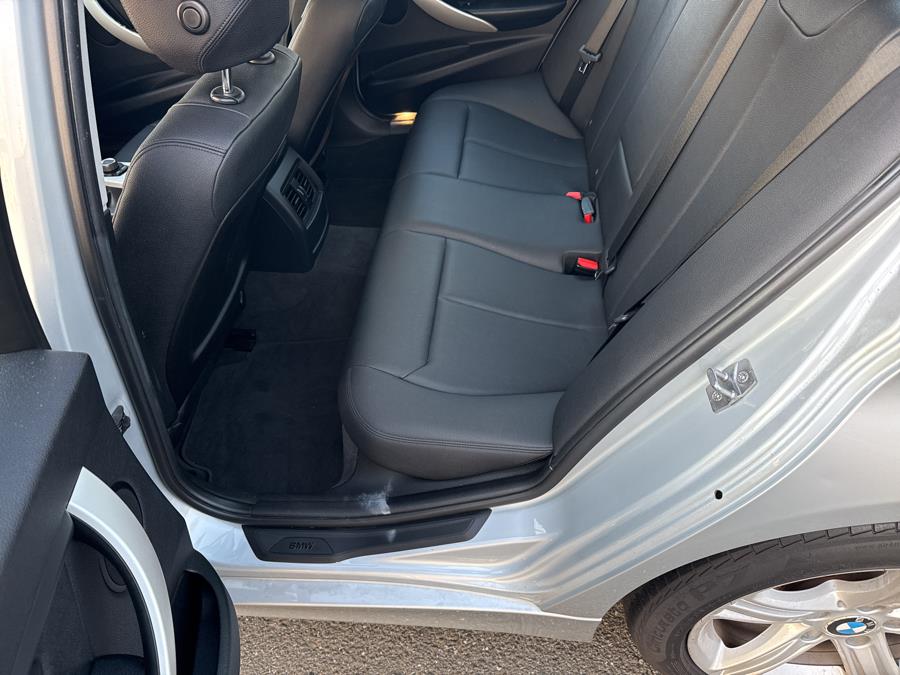 2014 BMW 3 Series 4dr Sdn 320i xDrive AWD, available for sale in Little Ferry, New Jersey | Victoria Preowned Autos Inc. Little Ferry, New Jersey 2014 BMW 3 Series 4dr Sdn 320i xDrive AWD, available for sale in Little Ferry, New Jersey | Victoria Preowned Autos Inc. Little Ferry, New Jersey