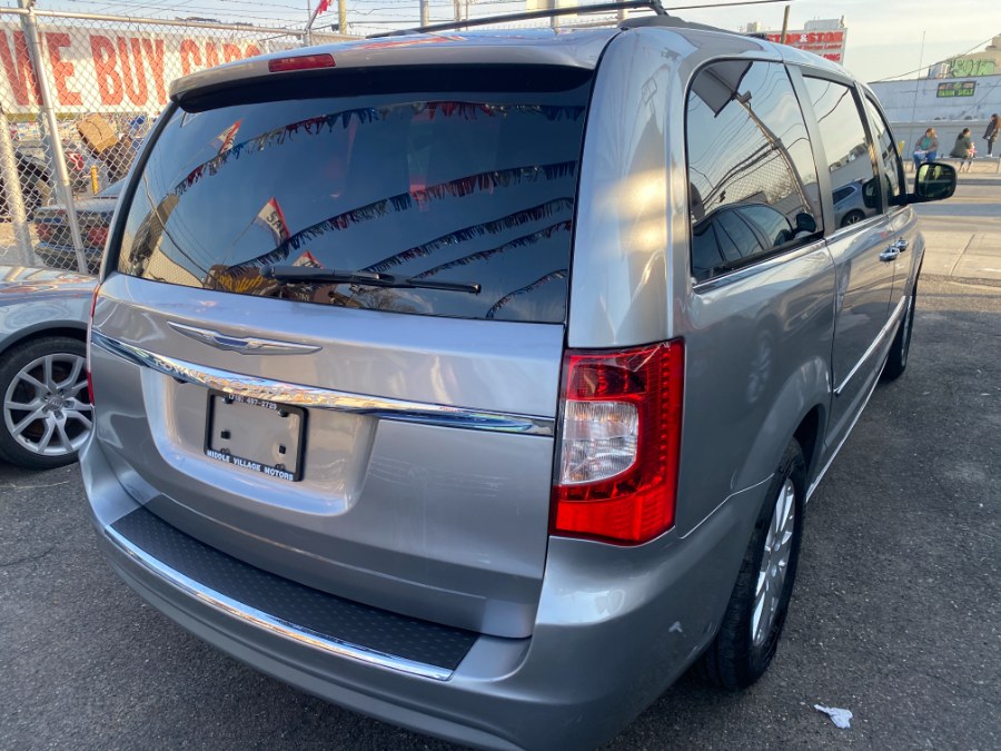2016 Chrysler Town & Country 4dr Wgn Touring, available for sale in Middle Village, New York | Middle Village Motors . Middle Village, New York 2016 Chrysler Town & Country 4dr Wgn Touring, available for sale in Middle Village, New York | Middle Village Motors . Middle Village, New York