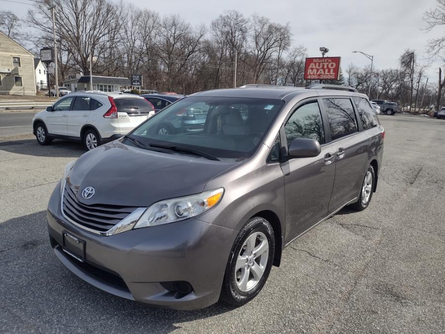 2015 Toyota Sienna 5dr 7-Pass Van LE FWD Mobility (Natl), available for sale in Chicopee, Massachusetts | Matts Auto Mall LLC. Chicopee, Massachusetts