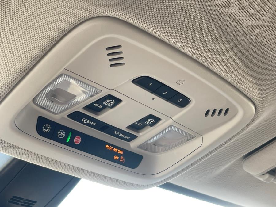 2020 Chevrolet Traverse AWD 4dr LT Leather, available for sale in Irvington , New Jersey | Auto Haus of Irvington Corp. Irvington , New Jersey 2020 Chevrolet Traverse AWD 4dr LT Leather, available for sale in Irvington , New Jersey | Auto Haus of Irvington Corp. Irvington , New Jersey