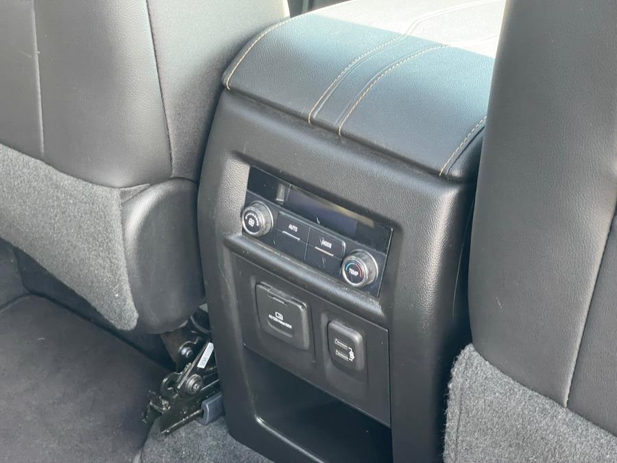 2020 Chevrolet Traverse AWD 4dr LT Leather, available for sale in Irvington , New Jersey | Auto Haus of Irvington Corp. Irvington , New Jersey 2020 Chevrolet Traverse AWD 4dr LT Leather, available for sale in Irvington , New Jersey | Auto Haus of Irvington Corp. Irvington , New Jersey