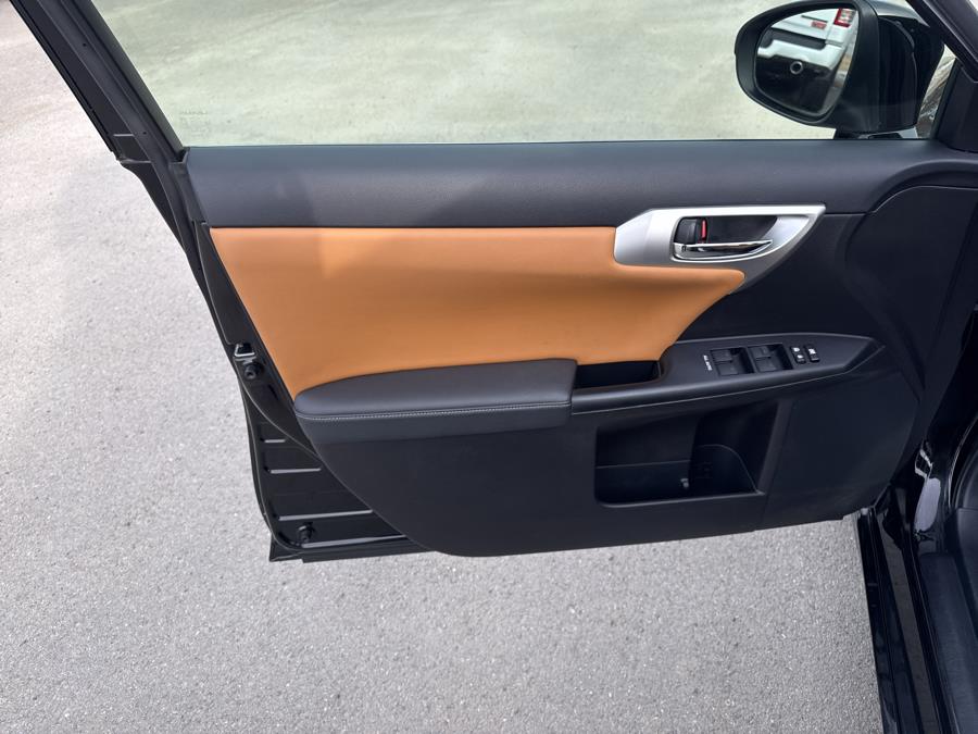 2012 Lexus CT 200h FWD 4dr Hybrid, available for sale in Bangor , Maine | Pray's Auto Sales . Bangor , Maine 2012 Lexus CT 200h FWD 4dr Hybrid, available for sale in Bangor , Maine | Pray's Auto Sales . Bangor , Maine