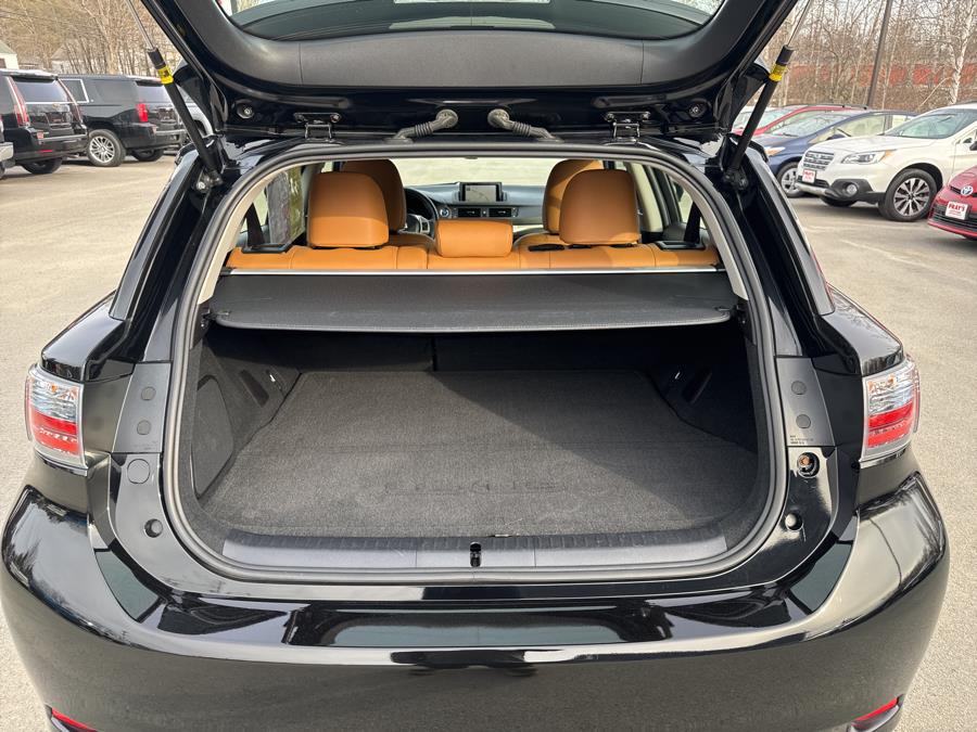 2012 Lexus CT 200h FWD 4dr Hybrid, available for sale in Bangor , Maine | Pray's Auto Sales . Bangor , Maine 2012 Lexus CT 200h FWD 4dr Hybrid, available for sale in Bangor , Maine | Pray's Auto Sales . Bangor , Maine