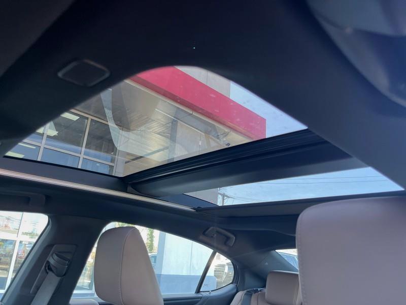 2022 Lexus Es 350 FWD, available for sale in Maple Shade, New Jersey | Car Revolution. Maple Shade, New Jersey 2022 Lexus Es 350 FWD, available for sale in Maple Shade, New Jersey | Car Revolution. Maple Shade, New Jersey