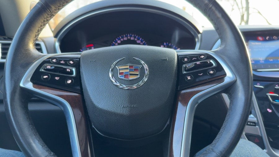 2015 Cadillac SRX AWD 4dr Luxury Collection, available for sale in Waterbury, Connecticut | West End Automotive Center. Waterbury, Connecticut 2015 Cadillac SRX AWD 4dr Luxury Collection, available for sale in Waterbury, Connecticut | West End Automotive Center. Waterbury, Connecticut