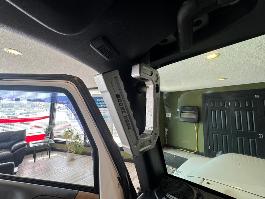 2015 Jeep Wrangler Unlimited 4WD 4dr Sahara, available for sale in West Hartford, Connecticut | AutoMax. West Hartford, Connecticut 2015 Jeep Wrangler Unlimited 4WD 4dr Sahara, available for sale in West Hartford, Connecticut | AutoMax. West Hartford, Connecticut