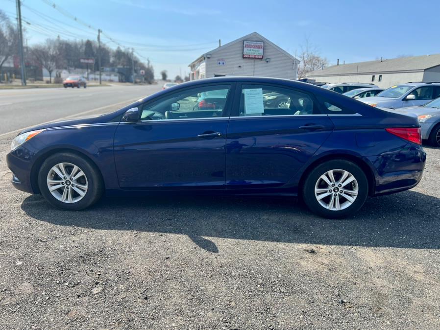 2013 Hyundai Sonata 4dr Sdn 2.4L Auto GLS, available for sale in Wallingford, Connecticut | Wallingford Auto Center LLC. Wallingford, Connecticut 2013 Hyundai Sonata 4dr Sdn 2.4L Auto GLS, available for sale in Wallingford, Connecticut | Wallingford Auto Center LLC. Wallingford, Connecticut