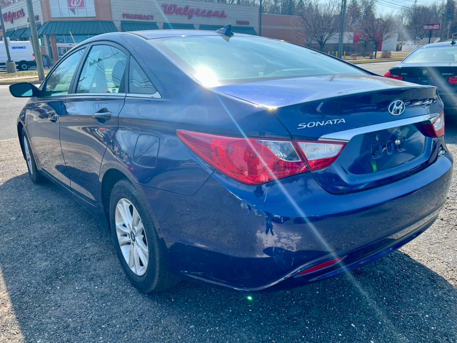 2013 Hyundai Sonata 4dr Sdn 2.4L Auto GLS, available for sale in Wallingford, Connecticut | Wallingford Auto Center LLC. Wallingford, Connecticut 2013 Hyundai Sonata 4dr Sdn 2.4L Auto GLS, available for sale in Wallingford, Connecticut | Wallingford Auto Center LLC. Wallingford, Connecticut