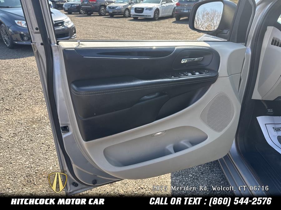 2017 Dodge Grand Caravan SXT, available for sale in Wolcott, Connecticut | Hitchcock Motor Car. Wolcott, Connecticut 2017 Dodge Grand Caravan SXT, available for sale in Wolcott, Connecticut | Hitchcock Motor Car. Wolcott, Connecticut