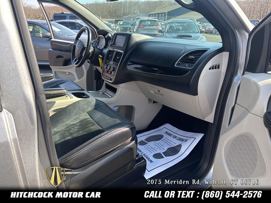 2017 Dodge Grand Caravan SXT, available for sale in Wolcott, Connecticut | Hitchcock Motor Car. Wolcott, Connecticut 2017 Dodge Grand Caravan SXT, available for sale in Wolcott, Connecticut | Hitchcock Motor Car. Wolcott, Connecticut