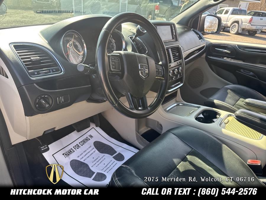 2017 Dodge Grand Caravan SXT, available for sale in Wolcott, Connecticut | Hitchcock Motor Car. Wolcott, Connecticut 2017 Dodge Grand Caravan SXT, available for sale in Wolcott, Connecticut | Hitchcock Motor Car. Wolcott, Connecticut