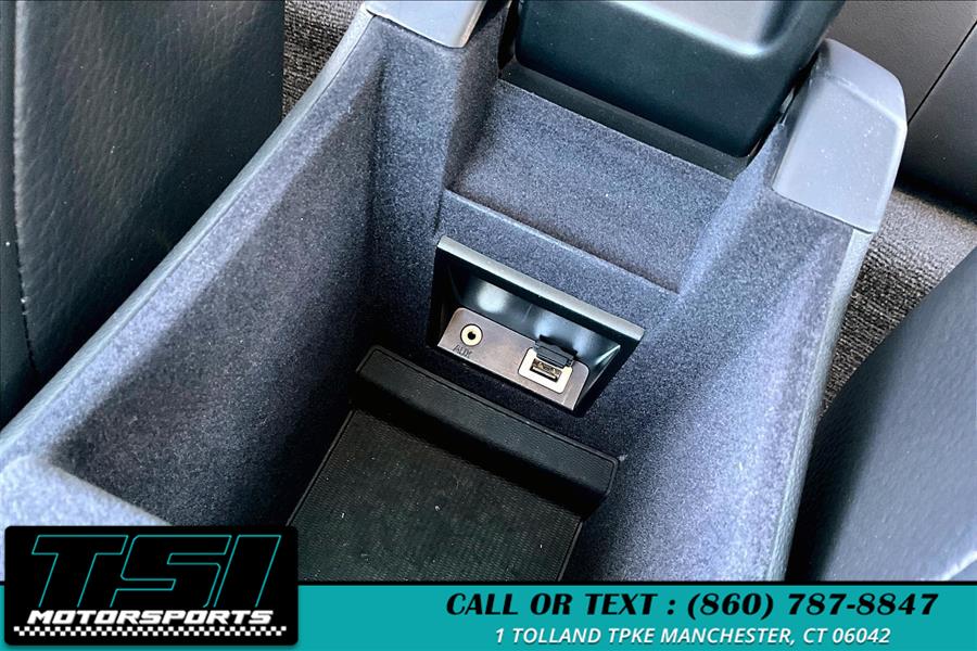 2011 Volvo XC60 AWD 4dr 3.2L w/Moonroof, available for sale in Manchester, Connecticut | TSI Motorsports. Manchester, Connecticut 2011 Volvo XC60 AWD 4dr 3.2L w/Moonroof, available for sale in Manchester, Connecticut | TSI Motorsports. Manchester, Connecticut