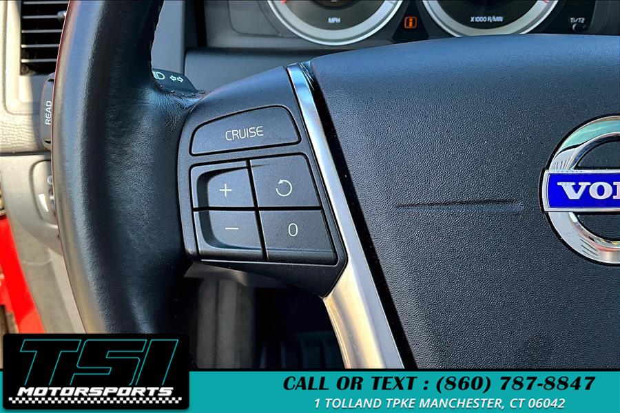 2011 Volvo XC60 AWD 4dr 3.2L w/Moonroof, available for sale in Manchester, Connecticut | TSI Motorsports. Manchester, Connecticut 2011 Volvo XC60 AWD 4dr 3.2L w/Moonroof, available for sale in Manchester, Connecticut | TSI Motorsports. Manchester, Connecticut
