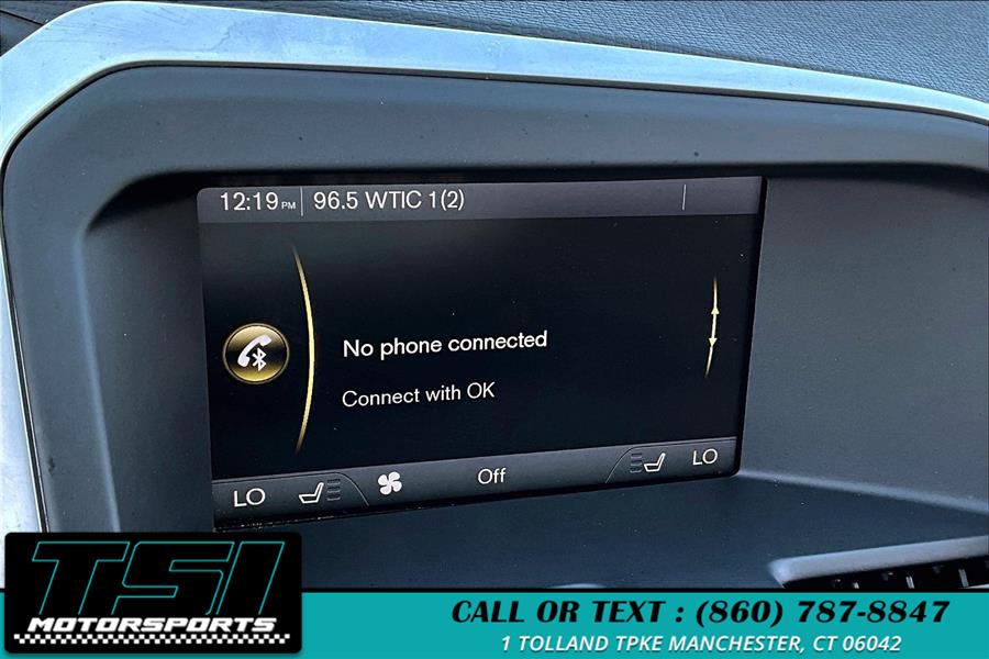 2011 Volvo XC60 AWD 4dr 3.2L w/Moonroof, available for sale in Manchester, Connecticut | TSI Motorsports. Manchester, Connecticut 2011 Volvo XC60 AWD 4dr 3.2L w/Moonroof, available for sale in Manchester, Connecticut | TSI Motorsports. Manchester, Connecticut