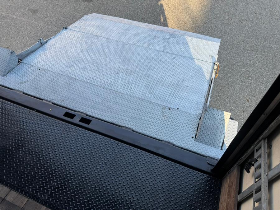 2020 Hino 268A 26FT SMYRNA BOX/MAXON LIFTGATE NON CDL, available for sale in Paterson, New Jersey | Speedway Commercial Motors LLC. Paterson, New Jersey 2020 Hino 268A 26FT SMYRNA BOX/MAXON LIFTGATE NON CDL, available for sale in Paterson, New Jersey | Speedway Commercial Motors LLC. Paterson, New Jersey