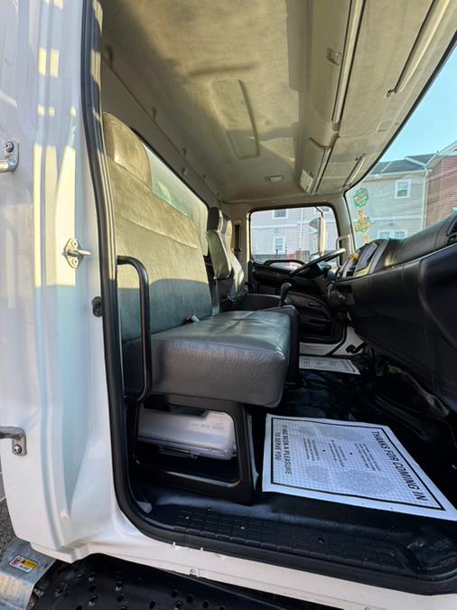 2020 Hino 268A 26FT SMYRNA BOX/MAXON LIFTGATE NON CDL, available for sale in Paterson, New Jersey | Speedway Commercial Motors LLC. Paterson, New Jersey 2020 Hino 268A 26FT SMYRNA BOX/MAXON LIFTGATE NON CDL, available for sale in Paterson, New Jersey | Speedway Commercial Motors LLC. Paterson, New Jersey