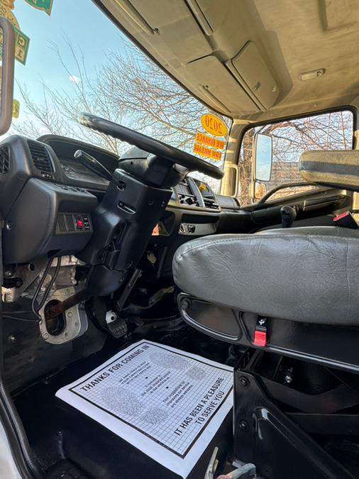 2020 Hino 268A 26FT SMYRNA BOX/MAXON LIFTGATE NON CDL, available for sale in Paterson, New Jersey | Speedway Commercial Motors LLC. Paterson, New Jersey 2020 Hino 268A 26FT SMYRNA BOX/MAXON LIFTGATE NON CDL, available for sale in Paterson, New Jersey | Speedway Commercial Motors LLC. Paterson, New Jersey