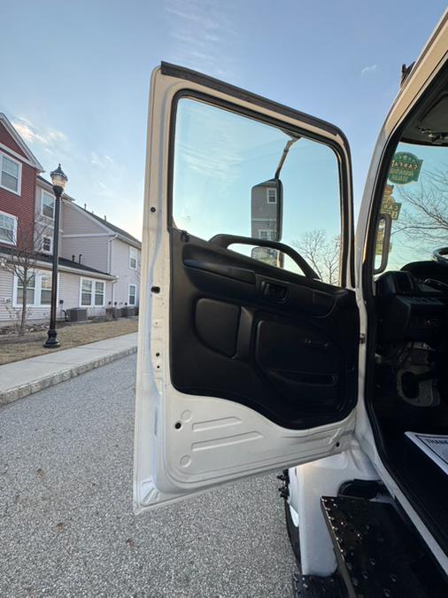 2020 Hino 268A 26FT SMYRNA BOX/MAXON LIFTGATE NON CDL, available for sale in Paterson, New Jersey | Speedway Commercial Motors LLC. Paterson, New Jersey 2020 Hino 268A 26FT SMYRNA BOX/MAXON LIFTGATE NON CDL, available for sale in Paterson, New Jersey | Speedway Commercial Motors LLC. Paterson, New Jersey