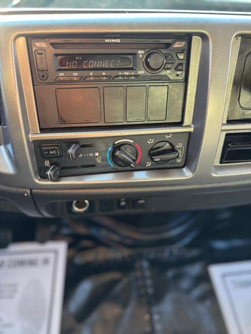 2020 Hino 268A 26FT SMYRNA BOX/MAXON LIFTGATE NON CDL, available for sale in Paterson, New Jersey | Speedway Commercial Motors LLC. Paterson, New Jersey 2020 Hino 268A 26FT SMYRNA BOX/MAXON LIFTGATE NON CDL, available for sale in Paterson, New Jersey | Speedway Commercial Motors LLC. Paterson, New Jersey