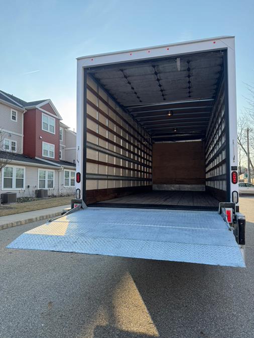 2020 Hino 268A 26FT SMYRNA BOX/MAXON LIFTGATE NON CDL, available for sale in Paterson, New Jersey | Speedway Commercial Motors LLC. Paterson, New Jersey 2020 Hino 268A 26FT SMYRNA BOX/MAXON LIFTGATE NON CDL, available for sale in Paterson, New Jersey | Speedway Commercial Motors LLC. Paterson, New Jersey