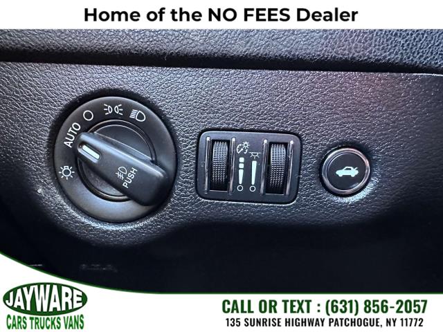 2015 Dodge Charger 4dr Sdn SXT RWD, available for sale in Patchogue, New York | Jayware Cars Trucks Vans. Patchogue, New York 2015 Dodge Charger 4dr Sdn SXT RWD, available for sale in Patchogue, New York | Jayware Cars Trucks Vans. Patchogue, New York