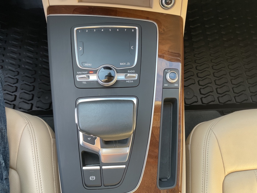 2018 Audi Q5 2.0 TFSI Tech Premium Plus, available for sale in Waterbury, Connecticut | Jim Juliani Motors. Waterbury, Connecticut 2018 Audi Q5 2.0 TFSI Tech Premium Plus, available for sale in Waterbury, Connecticut | Jim Juliani Motors. Waterbury, Connecticut