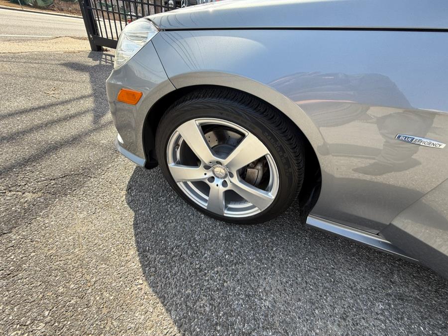 2012 Mercedes-Benz E-Class 4dr Sdn E350 Luxury 4MATIC, available for sale in Huntington Station, New York | Huntington Auto Mall. Huntington Station, New York 2012 Mercedes-Benz E-Class 4dr Sdn E350 Luxury 4MATIC, available for sale in Huntington Station, New York | Huntington Auto Mall. Huntington Station, New York