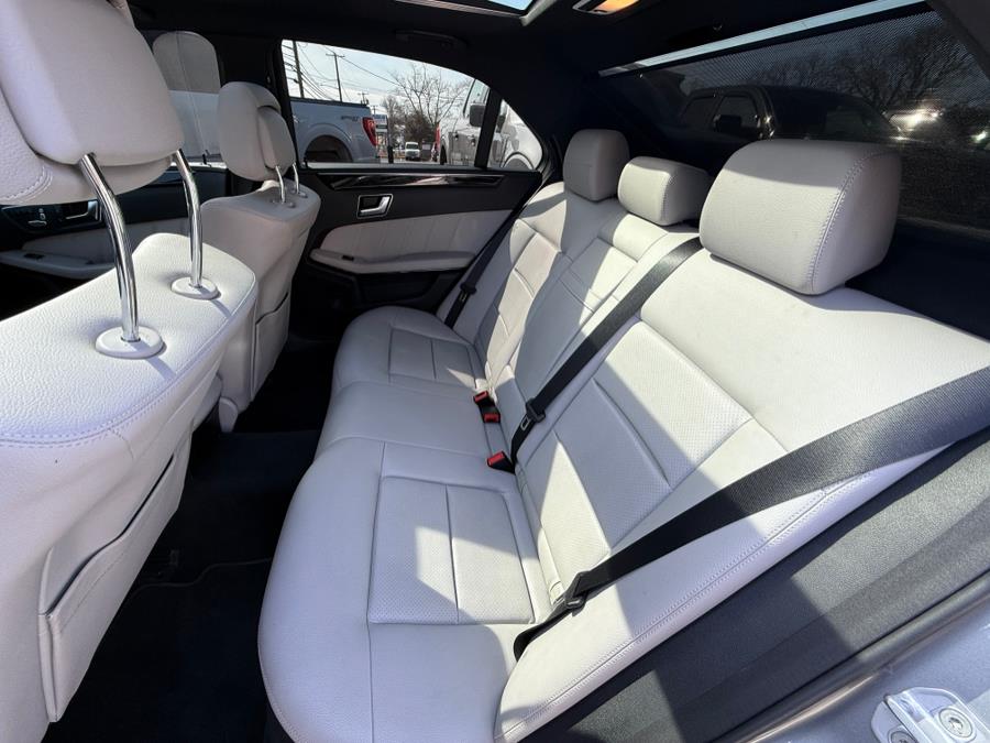 2012 Mercedes-Benz E-Class 4dr Sdn E350 Luxury 4MATIC, available for sale in Huntington Station, New York | Huntington Auto Mall. Huntington Station, New York 2012 Mercedes-Benz E-Class 4dr Sdn E350 Luxury 4MATIC, available for sale in Huntington Station, New York | Huntington Auto Mall. Huntington Station, New York
