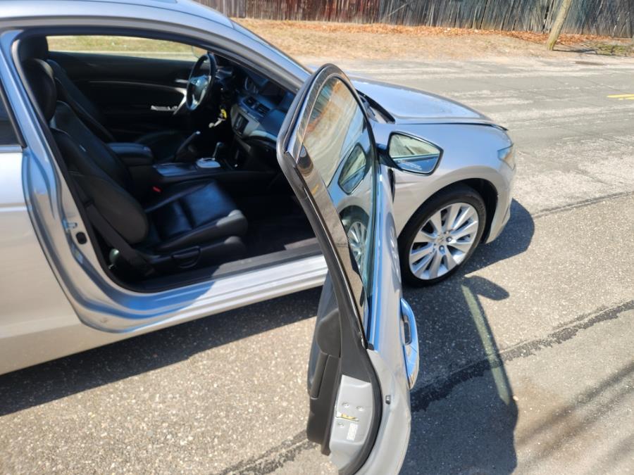 2009 Honda Accord Cpe 2dr V6 Auto EX-L PZEV, available for sale in West Babylon, New York | SGM Auto Sales. West Babylon, New York 2009 Honda Accord Cpe 2dr V6 Auto EX-L PZEV, available for sale in West Babylon, New York | SGM Auto Sales. West Babylon, New York