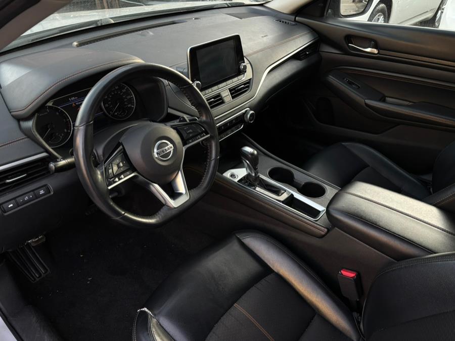 2020 Nissan Altima 2.5 SR Sedan, available for sale in Brooklyn, New York | Carsbuck Inc.. Brooklyn, New York 2020 Nissan Altima 2.5 SR Sedan, available for sale in Brooklyn, New York | Carsbuck Inc.. Brooklyn, New York