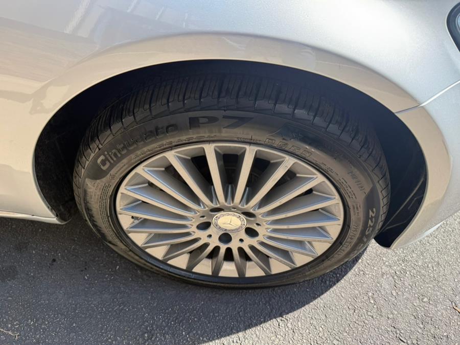 2015 Mercedes-Benz C-Class 4dr Sdn C 300 Luxury 4MATIC, available for sale in East Windsor, Connecticut | Century Auto And Truck. East Windsor, Connecticut 2015 Mercedes-Benz C-Class 4dr Sdn C 300 Luxury 4MATIC, available for sale in East Windsor, Connecticut | Century Auto And Truck. East Windsor, Connecticut