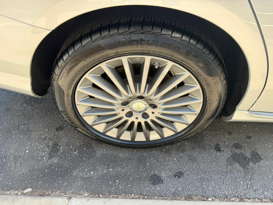 2015 Mercedes-Benz C-Class 4dr Sdn C 300 Luxury 4MATIC, available for sale in East Windsor, Connecticut | Century Auto And Truck. East Windsor, Connecticut 2015 Mercedes-Benz C-Class 4dr Sdn C 300 Luxury 4MATIC, available for sale in East Windsor, Connecticut | Century Auto And Truck. East Windsor, Connecticut