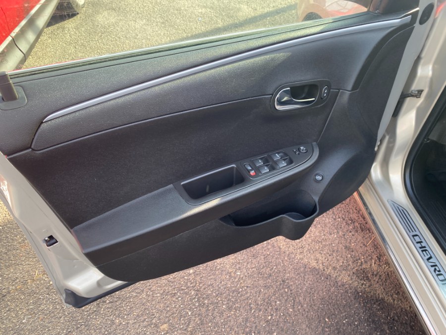 2010 Chevrolet Malibu 4dr Sdn LT w/1LT, available for sale in Middle Village, New York | Middle Village Motors . Middle Village, New York 2010 Chevrolet Malibu 4dr Sdn LT w/1LT, available for sale in Middle Village, New York | Middle Village Motors . Middle Village, New York