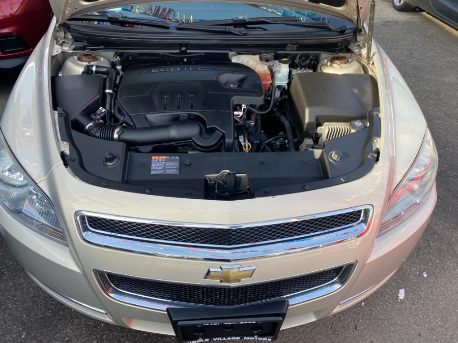 2010 Chevrolet Malibu 4dr Sdn LT w/1LT, available for sale in Middle Village, New York | Middle Village Motors . Middle Village, New York 2010 Chevrolet Malibu 4dr Sdn LT w/1LT, available for sale in Middle Village, New York | Middle Village Motors . Middle Village, New York
