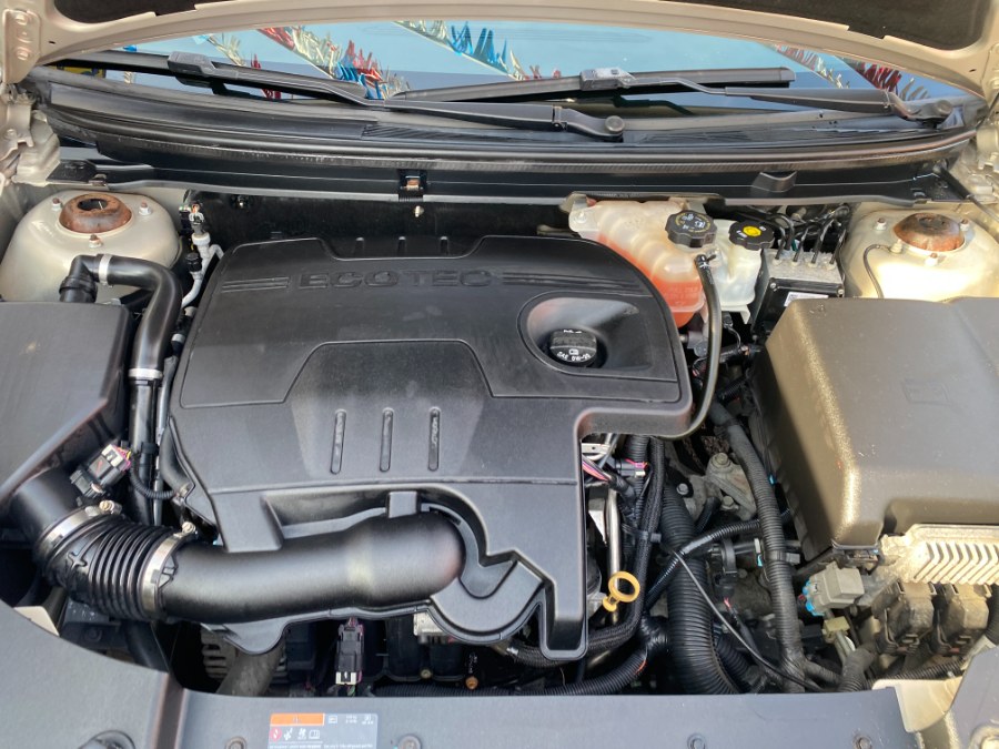 2010 Chevrolet Malibu 4dr Sdn LT w/1LT, available for sale in Middle Village, New York | Middle Village Motors . Middle Village, New York 2010 Chevrolet Malibu 4dr Sdn LT w/1LT, available for sale in Middle Village, New York | Middle Village Motors . Middle Village, New York