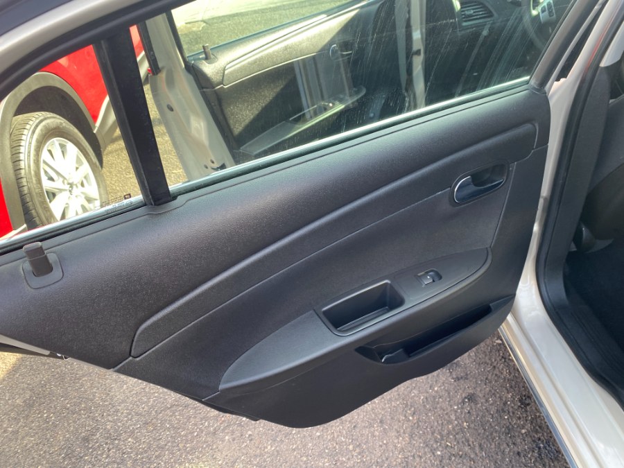 2010 Chevrolet Malibu 4dr Sdn LT w/1LT, available for sale in Middle Village, New York | Middle Village Motors . Middle Village, New York 2010 Chevrolet Malibu 4dr Sdn LT w/1LT, available for sale in Middle Village, New York | Middle Village Motors . Middle Village, New York