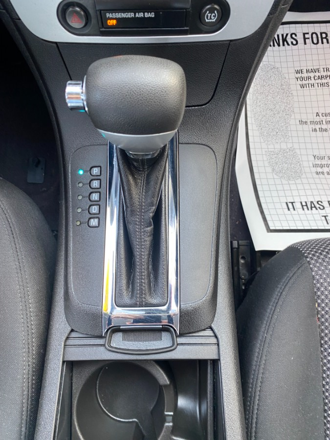 2010 Chevrolet Malibu 4dr Sdn LT w/1LT, available for sale in Middle Village, New York | Middle Village Motors . Middle Village, New York 2010 Chevrolet Malibu 4dr Sdn LT w/1LT, available for sale in Middle Village, New York | Middle Village Motors . Middle Village, New York
