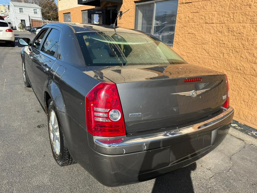 2008 Chrysler 300 4dr Sdn 300 Limited AWD, available for sale in Revere, Massachusetts | Wonderland Auto. Revere, Massachusetts 2008 Chrysler 300 4dr Sdn 300 Limited AWD, available for sale in Revere, Massachusetts | Wonderland Auto. Revere, Massachusetts