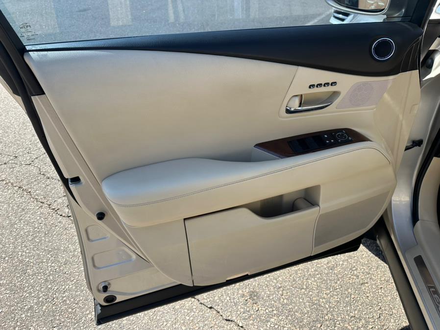 2015 Lexus RX 350 AWD 4dr, available for sale in South Windsor, Connecticut | Mike And Tony Auto Sales, Inc. South Windsor, Connecticut 2015 Lexus RX 350 AWD 4dr, available for sale in South Windsor, Connecticut | Mike And Tony Auto Sales, Inc. South Windsor, Connecticut