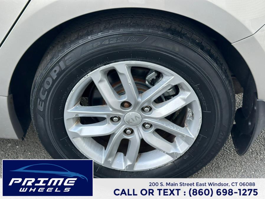 2013 Kia Optima 4dr Sdn LX, available for sale in East Windsor, Connecticut | Prime Wheels. East Windsor, Connecticut 2013 Kia Optima 4dr Sdn LX, available for sale in East Windsor, Connecticut | Prime Wheels. East Windsor, Connecticut