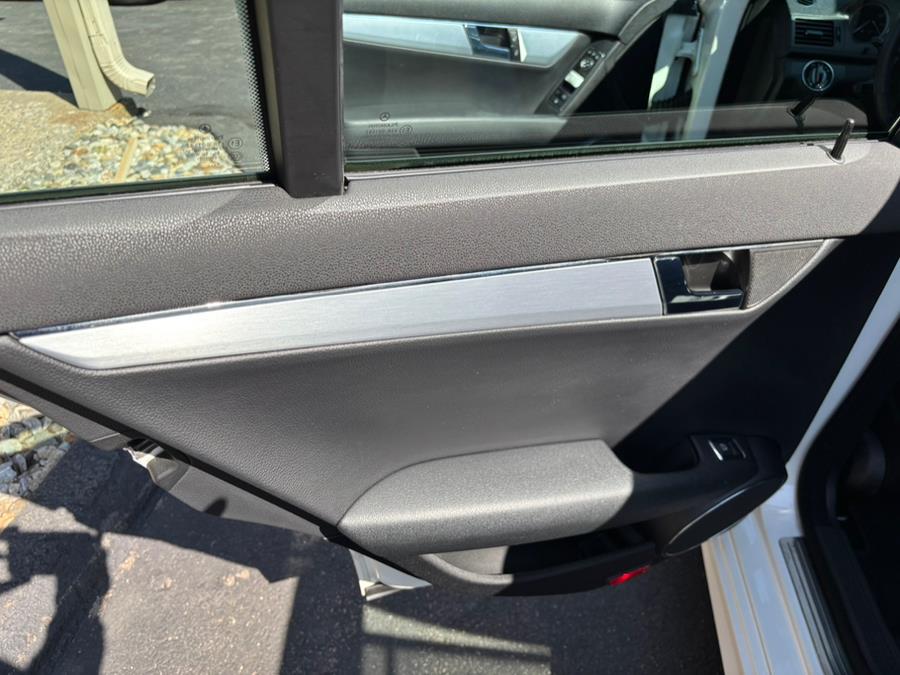 2008 Mercedes-Benz C-Class 4dr Sdn 3.0L Sport RWD, available for sale in Somers, Connecticut | Four Town Motors LLC. Somers, Connecticut 2008 Mercedes-Benz C-Class 4dr Sdn 3.0L Sport RWD, available for sale in Somers, Connecticut | Four Town Motors LLC. Somers, Connecticut