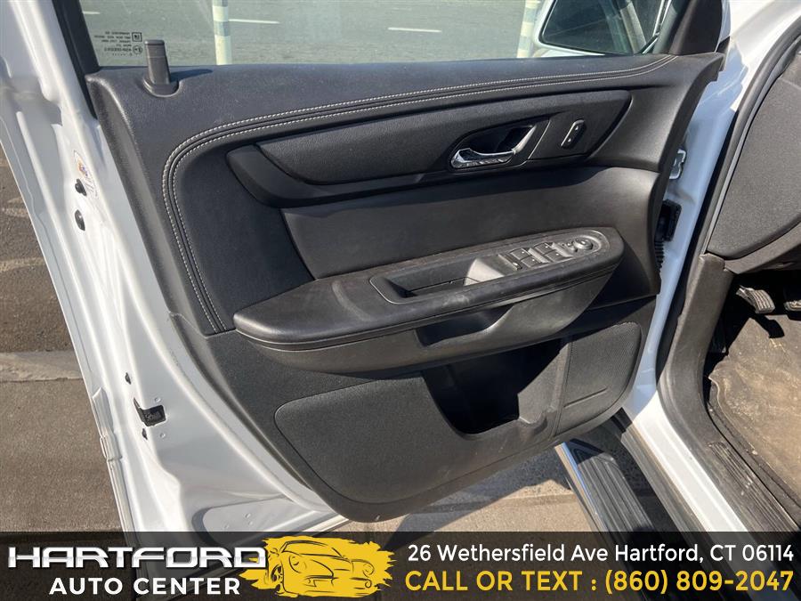 2016 Chevrolet Traverse LT AWD 4dr SUV w/1LT, available for sale in Hartford, Connecticut | Hartford Auto Center LLC. Hartford, Connecticut 2016 Chevrolet Traverse LT AWD 4dr SUV w/1LT, available for sale in Hartford, Connecticut | Hartford Auto Center LLC. Hartford, Connecticut