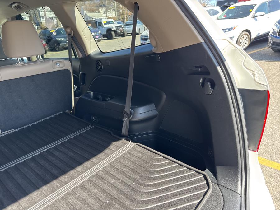2016 Honda Pilot AWD 4dr Touring w/RES & Navi, available for sale in Waterbury, Connecticut | National Auto Brokers, Inc.. Waterbury, Connecticut 2016 Honda Pilot AWD 4dr Touring w/RES & Navi, available for sale in Waterbury, Connecticut | National Auto Brokers, Inc.. Waterbury, Connecticut