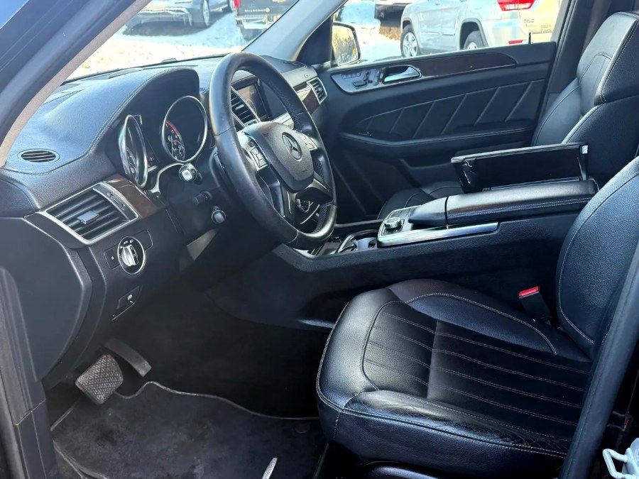 2015 Mercedes-Benz GL-Class 4MATIC 4dr GL 350 BlueTEC, available for sale in Branford, Connecticut | J&E Auto Sales LLC. Branford, Connecticut 2015 Mercedes-Benz GL-Class 4MATIC 4dr GL 350 BlueTEC, available for sale in Branford, Connecticut | J&E Auto Sales LLC. Branford, Connecticut
