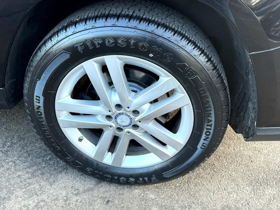 2015 Mercedes-Benz GL-Class 4MATIC 4dr GL 350 BlueTEC, available for sale in Branford, Connecticut | J&E Auto Sales LLC. Branford, Connecticut 2015 Mercedes-Benz GL-Class 4MATIC 4dr GL 350 BlueTEC, available for sale in Branford, Connecticut | J&E Auto Sales LLC. Branford, Connecticut