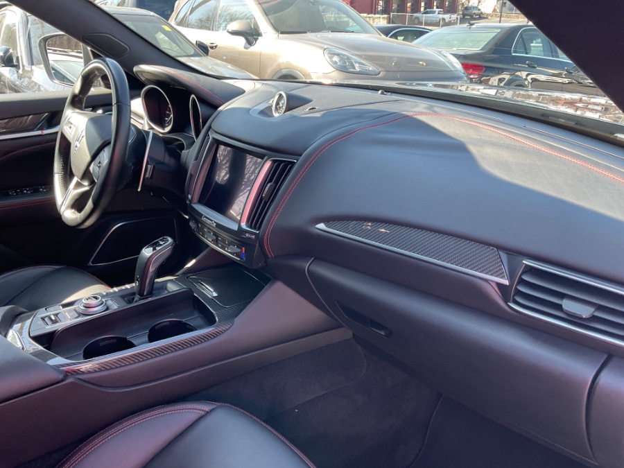 2019 Maserati Levante GranLusso 3.0L, available for sale in Waterbury, Connecticut | Jim Juliani Motors. Waterbury, Connecticut 2019 Maserati Levante GranLusso 3.0L, available for sale in Waterbury, Connecticut | Jim Juliani Motors. Waterbury, Connecticut