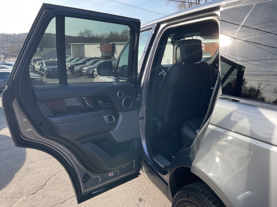2020 Land Rover Range Rover HSE SWB, available for sale in Waterbury, Connecticut | Jim Juliani Motors. Waterbury, Connecticut 2020 Land Rover Range Rover HSE SWB, available for sale in Waterbury, Connecticut | Jim Juliani Motors. Waterbury, Connecticut