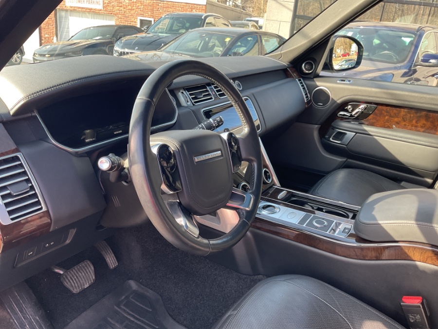 2020 Land Rover Range Rover HSE SWB, available for sale in Waterbury, Connecticut | Jim Juliani Motors. Waterbury, Connecticut 2020 Land Rover Range Rover HSE SWB, available for sale in Waterbury, Connecticut | Jim Juliani Motors. Waterbury, Connecticut