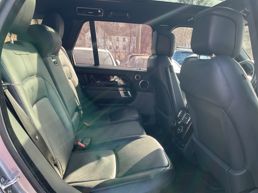 2020 Land Rover Range Rover HSE SWB, available for sale in Waterbury, Connecticut | Jim Juliani Motors. Waterbury, Connecticut 2020 Land Rover Range Rover HSE SWB, available for sale in Waterbury, Connecticut | Jim Juliani Motors. Waterbury, Connecticut